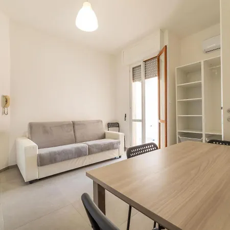 Apartment Appealing In Baia Verde Near The Beach *