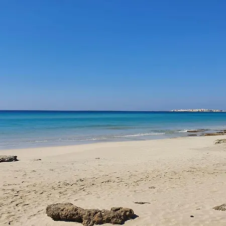 Appealing In Baia Verde Near The Beach