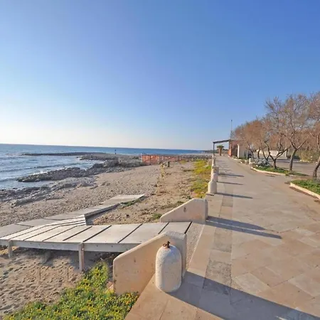 Appealing In Baia Verde Near The Beach